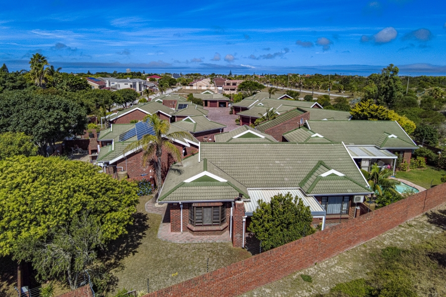 3 Bedroom Property for Sale in Summerstrand Eastern Cape